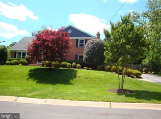 11900 Smoketree Rd, Rockville, MD 20854