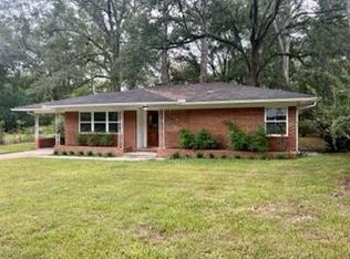 630 W 21st St, Laurel, MS 39440