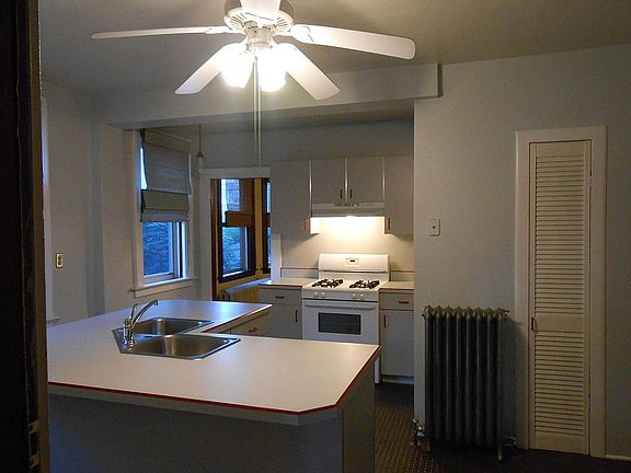 3rd image of 173 Alden Ave