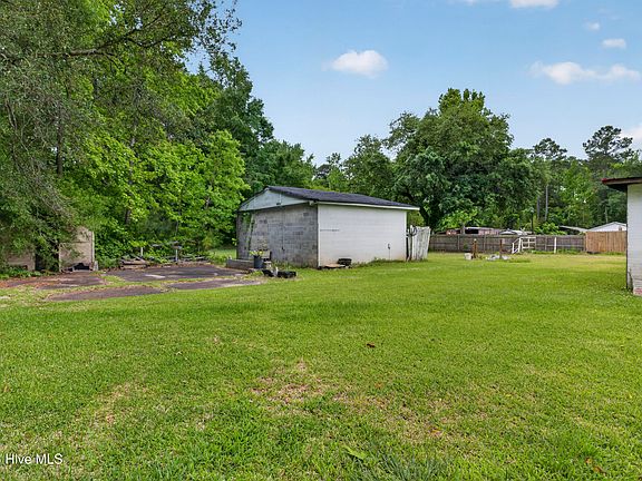 5th image of 4632 Castle Hayne Road