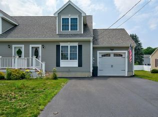 41 Mill St UNIT 41, Merrimac, MA 01860