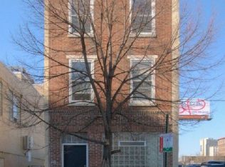 240 N 13th St, Philadelphia, PA 19107
