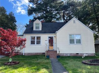 3808 Craven Cir, Norfolk, VA 23513