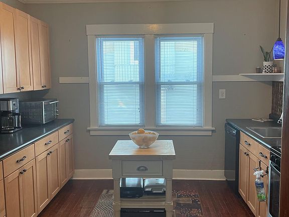 2nd image of 210 N Park Ave #1