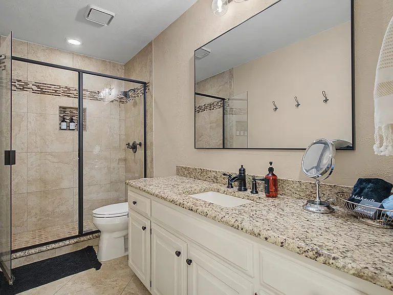1203 Babbling Brook Dr — Photo 23
