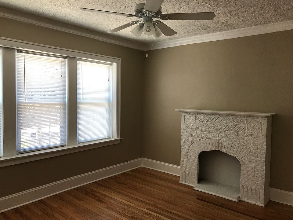 1st image of 3080 N Elston Ave APT 2