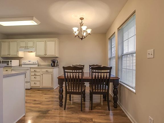 5th image of 3107 NW Pinex Ln