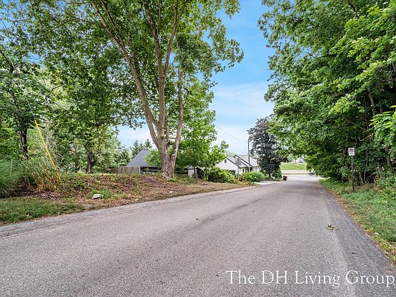 3rd image of 7259 Bradfield St SE