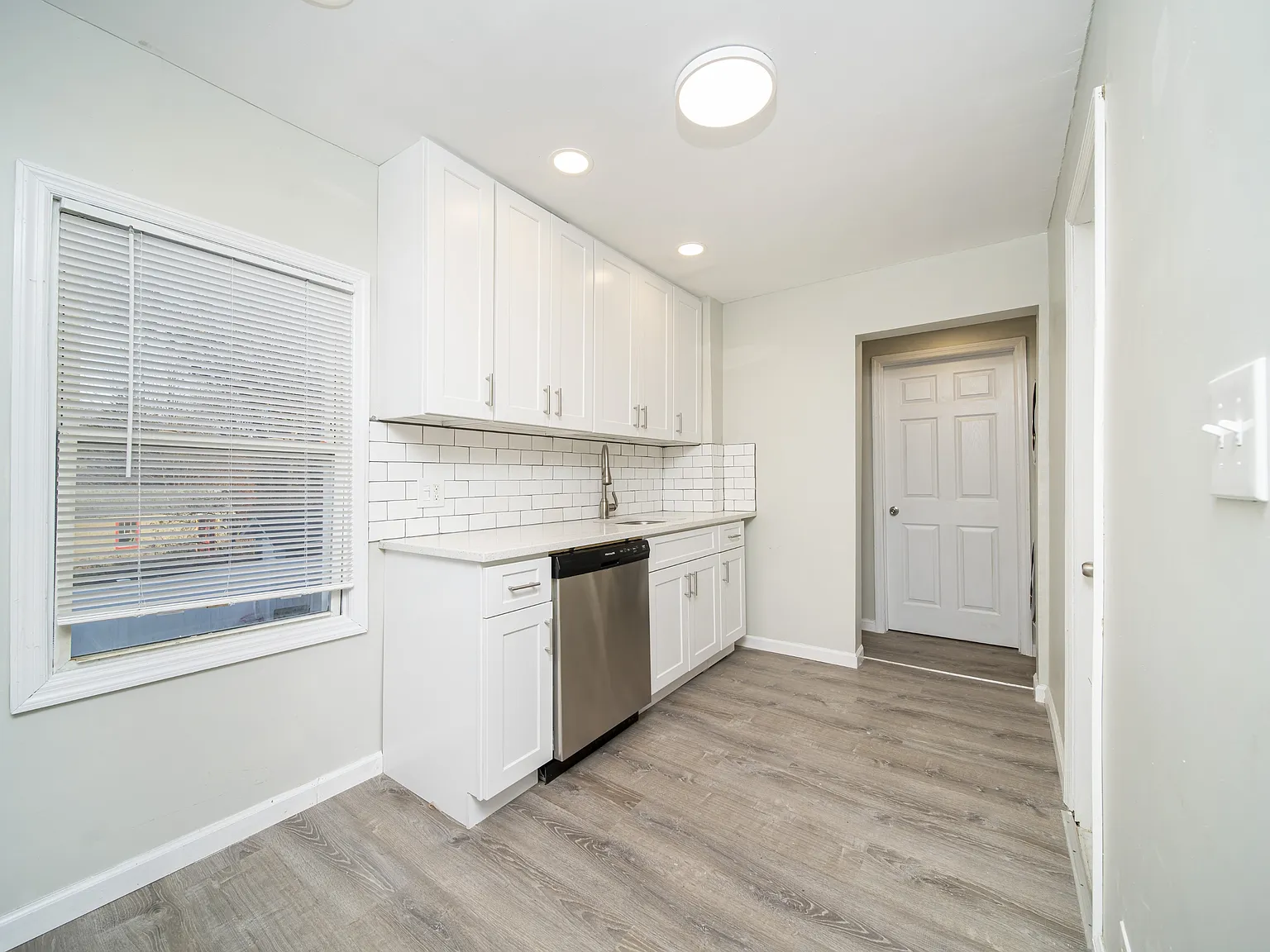 1708 Highland Avenue - 3 — Photo 4