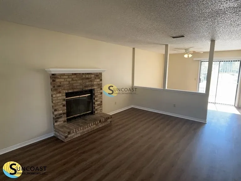 8702 Bandera Cir S — Photo 5
