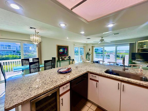 2nd image of 2486 Harbour Cove Drive