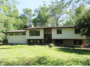 80 Maybrook Rd, Campbell Hall, NY 10916