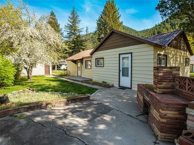 10225 Shady Ln, Bonner, MT, 59823