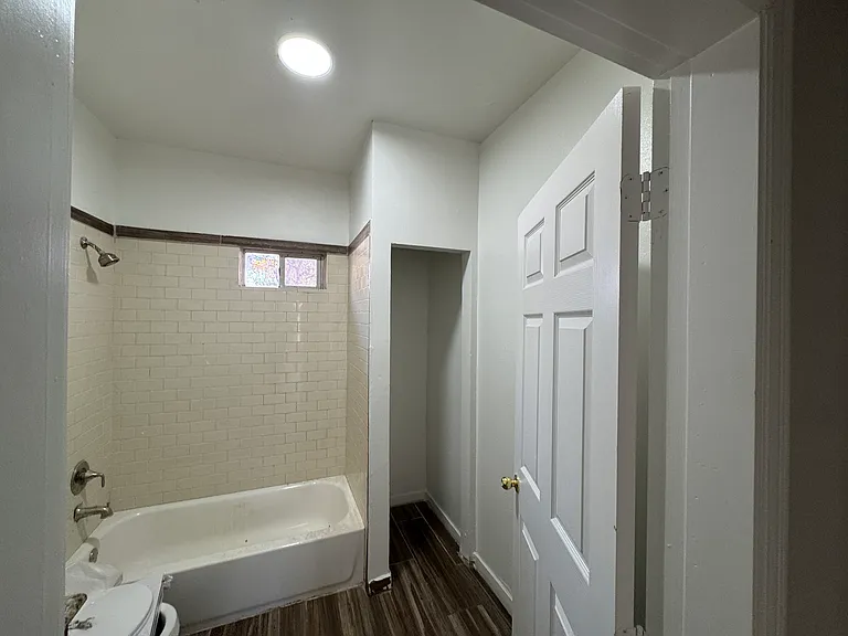 3800 Virginia Blvd — Photo 9