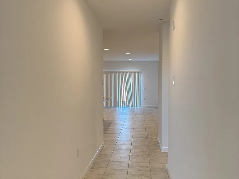1840 W Spaulding Ave — Photo 4