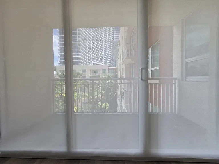 2000 N Bayshore Dr #507 — Photo 23
