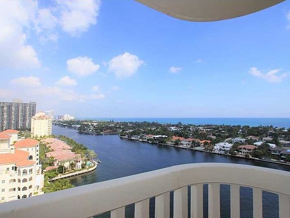 4th image of 19707 Turnberry Way APT 9H