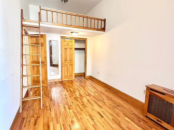 5th image of 318 W 105th St APT 2A