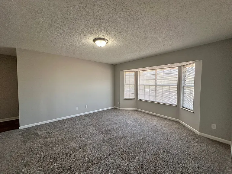 Park Place West and Park Place South Apartments — Photo 14
