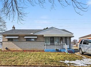 30955 Iroquois Dr, Warren, MI 48088