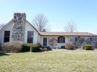 8601 Trimmer Rd, Centerburg, OH 43011