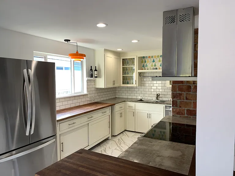 5014 35th Ave SW — Photo 4