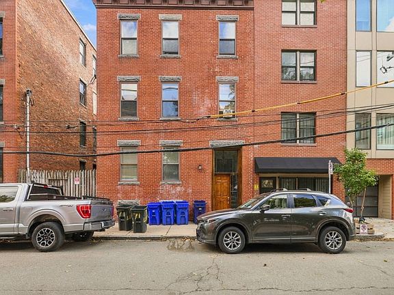 5th image of 71 Lubec St