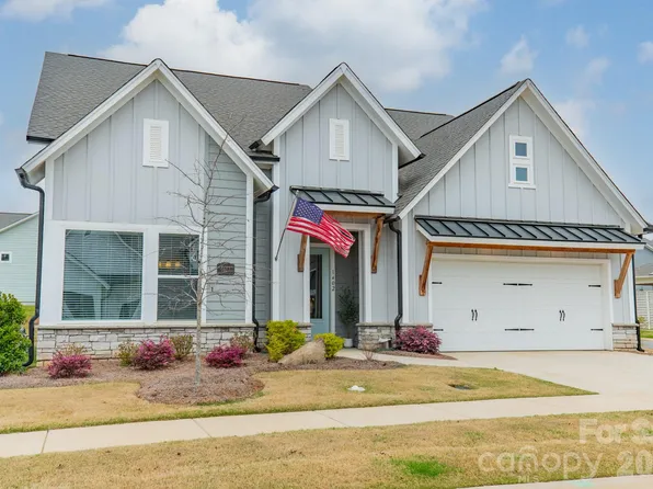 1402 Encore Ln, Waxhaw, NC 28173