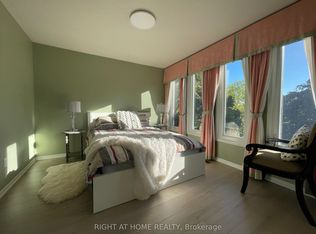 1163 Rosethorne Rd, Oakville, ON L6M 1H5