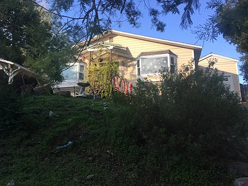 586 Lakeview Way Photo 1