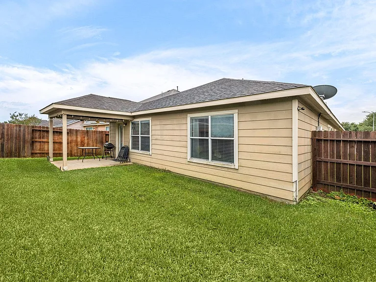 26542 Marble Point Ln — Photo 31