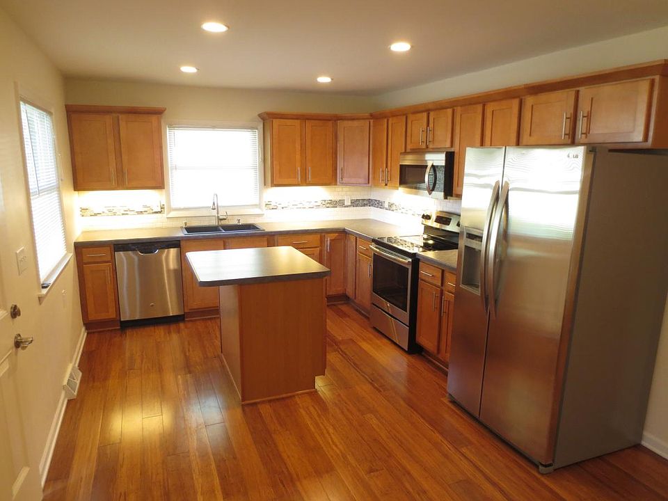 1st image of 6253 W Villa Ln