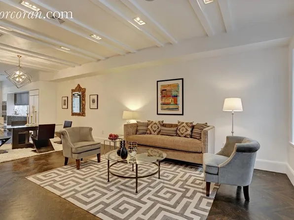 793 Saint Johns Place image 1 of 10