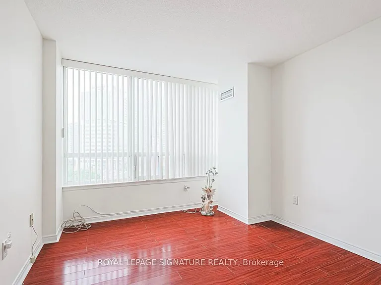 7250 Yonge St #1003 — Photo 24