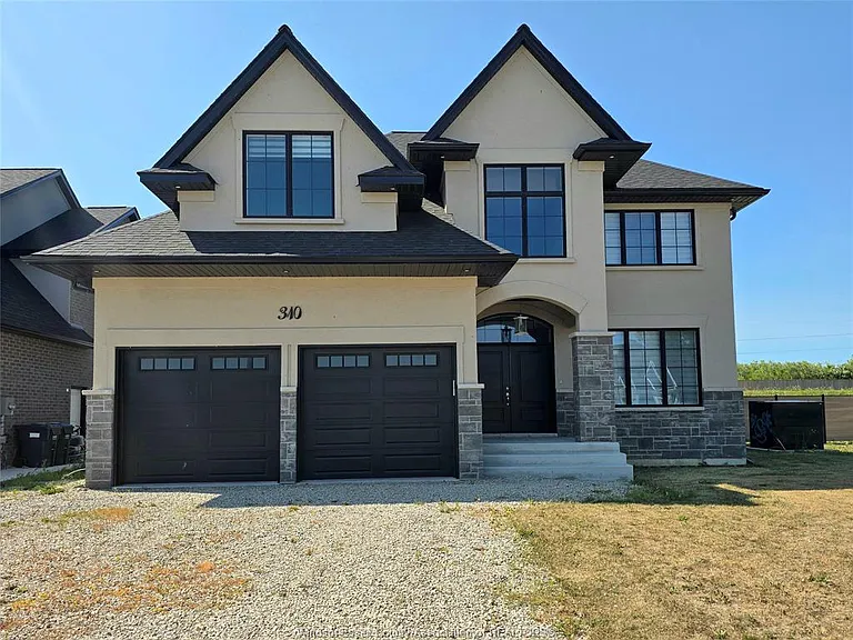 310 Blake Ave — Photo 1