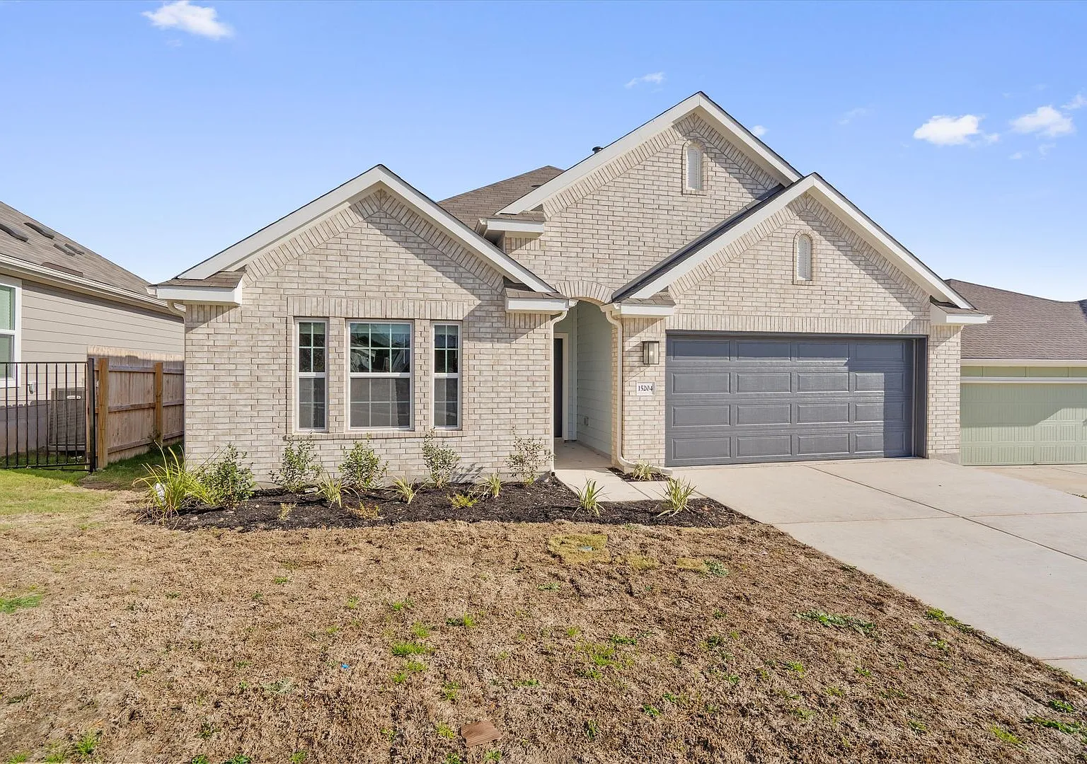 15204 Purple Drop Cv, Del Valle, Texas 78617 — Photo 2