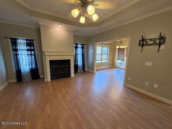 4th image of 114 Prewitt Cir