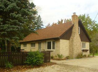 N56W15084 Silver Spring Dr, Menomonee Falls, WI 53051