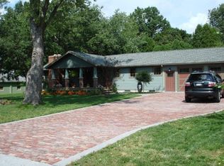 3199 Greenleaf Rd, Akron, OH 44312