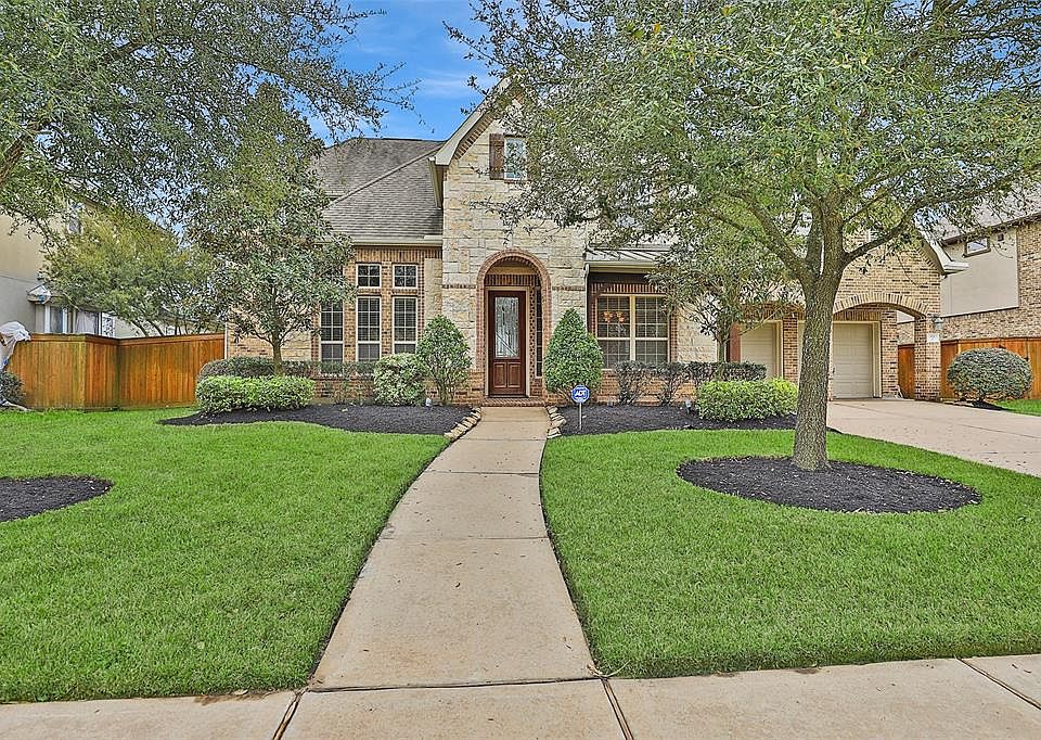 1st image of 19515 S Comal River Dr