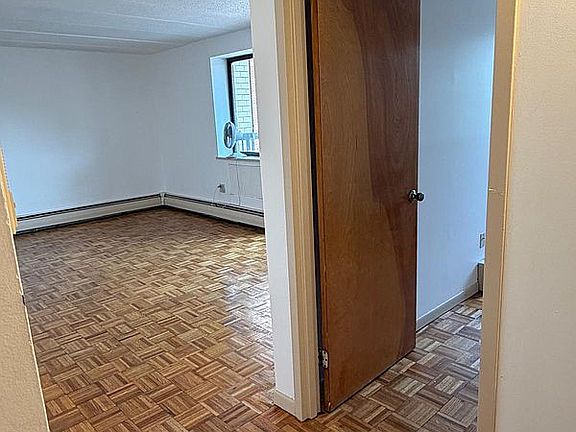3rd image of 134-46 Maple Ave #5B