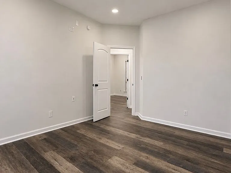 705 Evanwood Dr — Photo 23