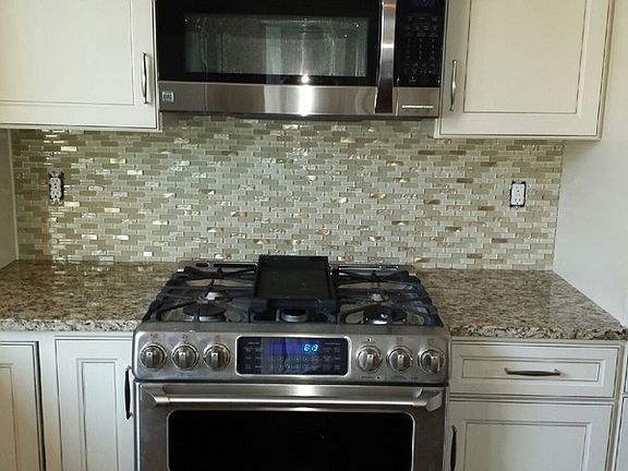 3rd image of 1630 Oak Grove Ln