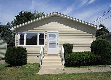 1st image of 4023 Maxwell Ave