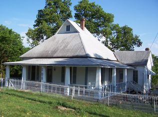 208 Sherwood Ave, Bonanza, AR 72916