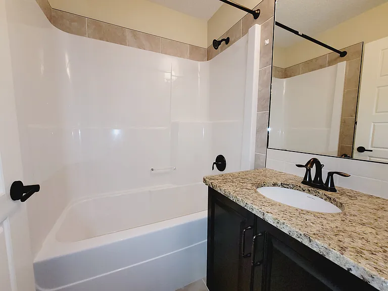446 Allard Blvd SW #30 — Photo 18