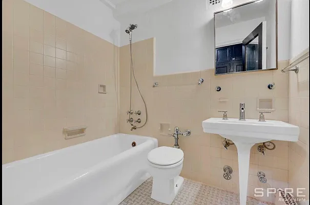 Rented by Modern Spaces | media 19