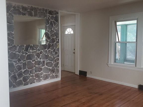 5th image of 2020 2nd Ave N