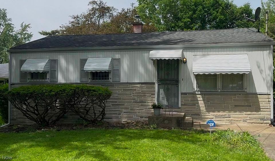 1st image of 578 Dean Ave