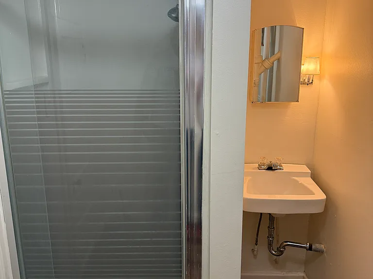 111 N 38th Ave #3 — Photo 5